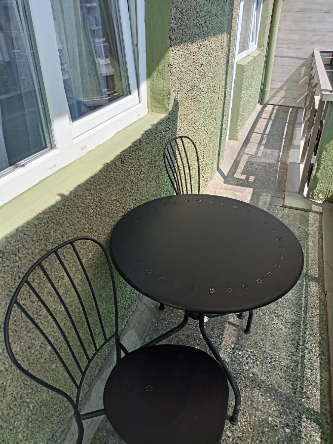 Welcome To Daisy Sunny Place! Apartment Варна Екстериор снимка