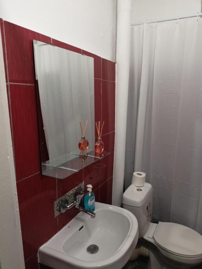 Welcome To Daisy Sunny Place! Apartment Варна Екстериор снимка